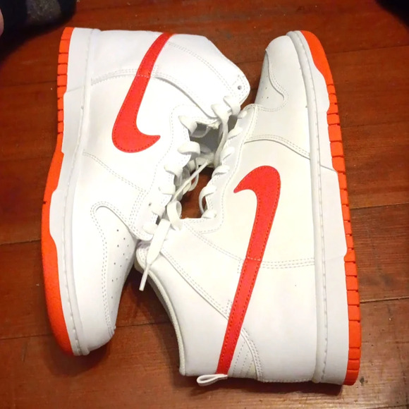 NEW NIKE DUNK RETRO HIGH 'WHITE PICANTE RED' SZ 10 - Picture 6 of 8